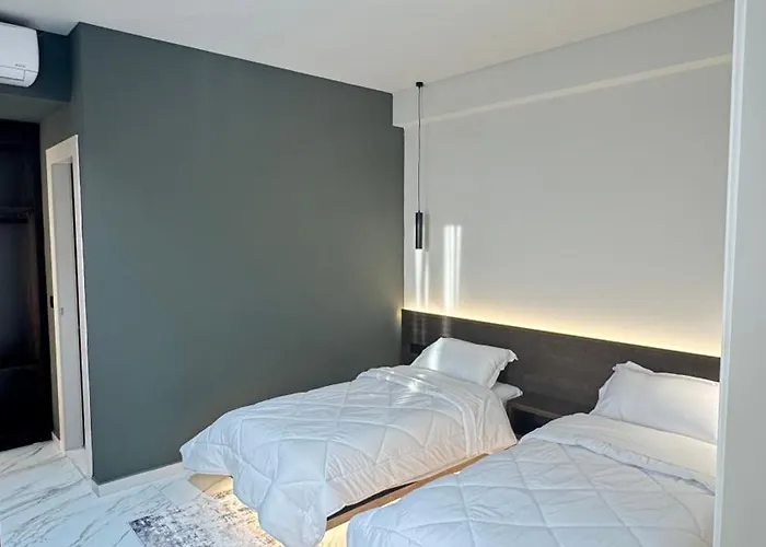 Hotel Vv Luxe Ljaknasi