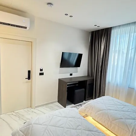 Vv Luxe Ljaknasi