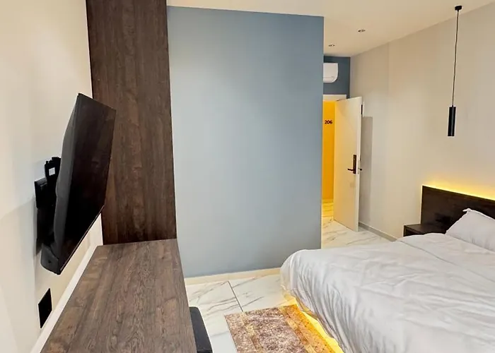 Vv Luxe 호텔 Ljaknasi